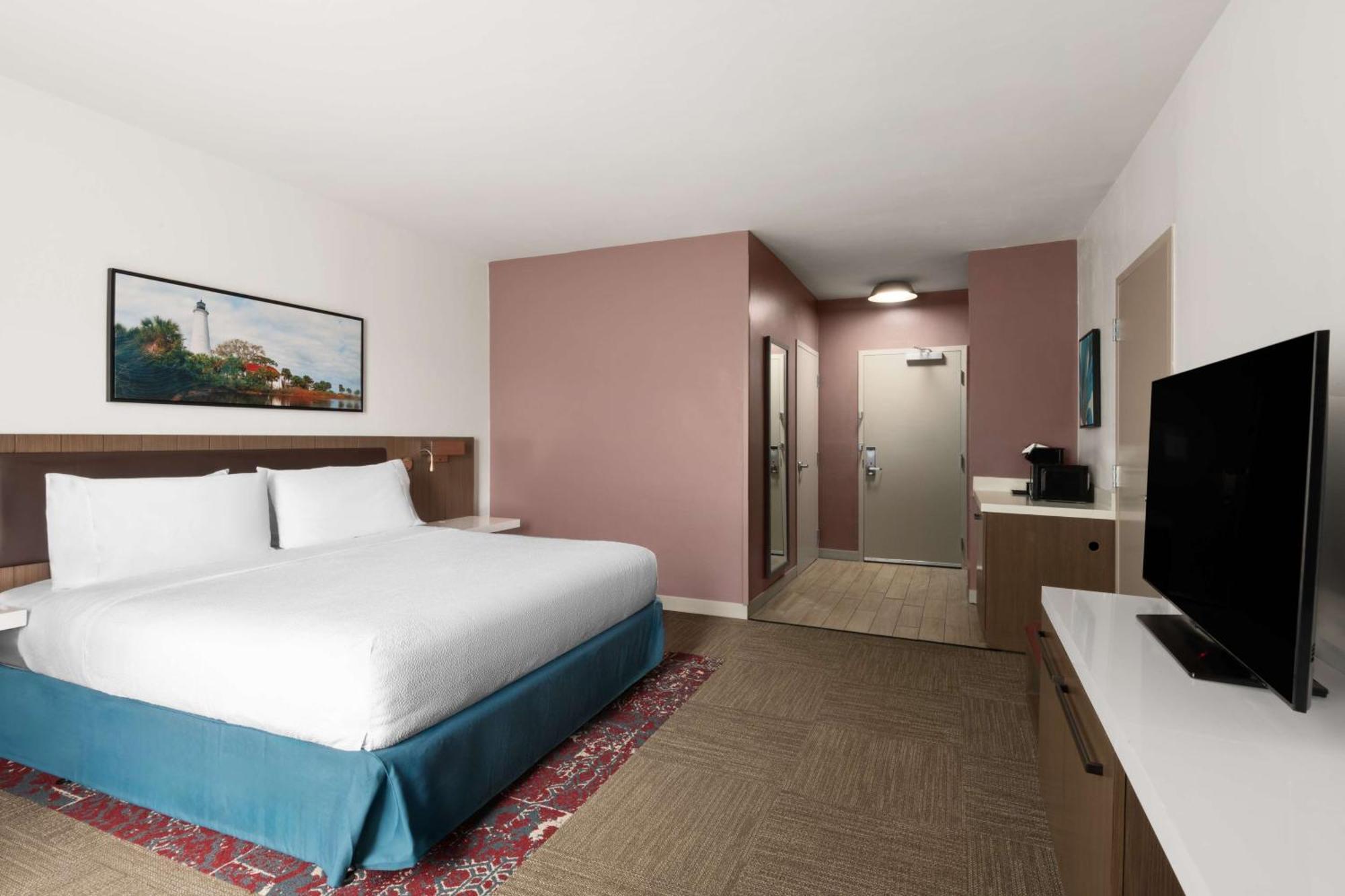 Hilton Garden Inn Tallahassee Bagian luar foto
